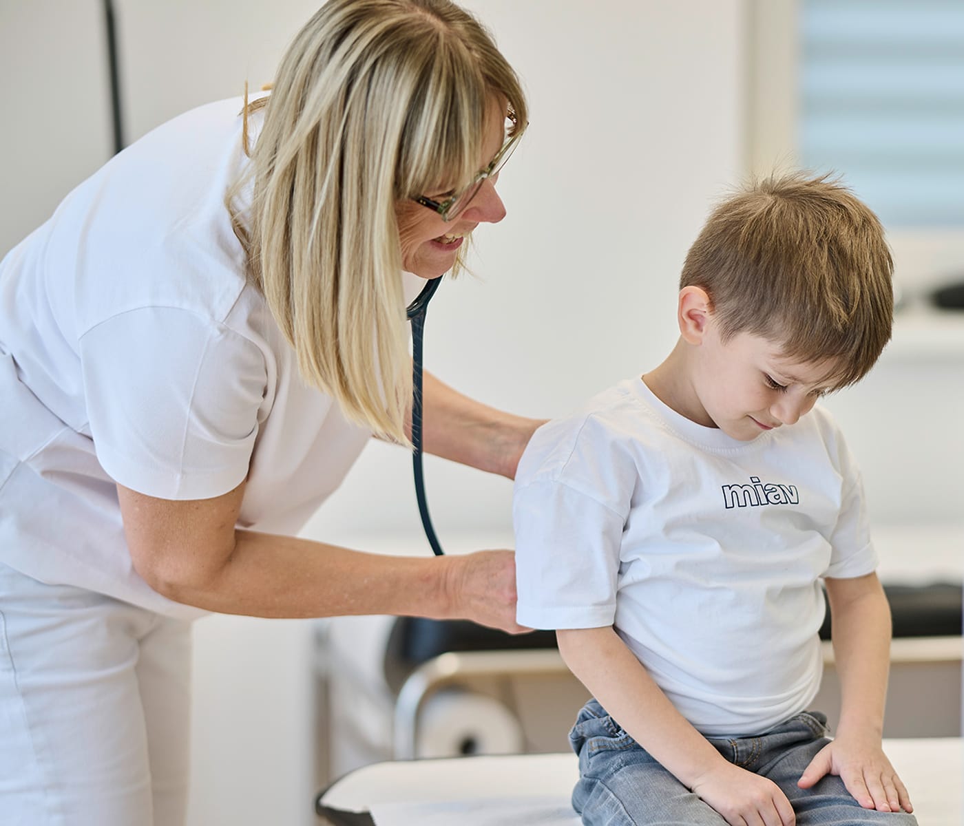 Dr. Susanne Linder in ihrer Ordination in Meiningen – Hausärztin für Allgemeinmedizin